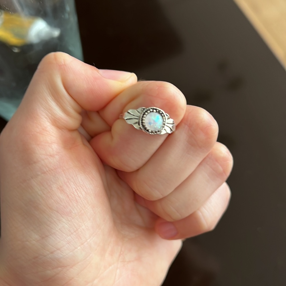 Moonstone ring - Picture 4 of 10